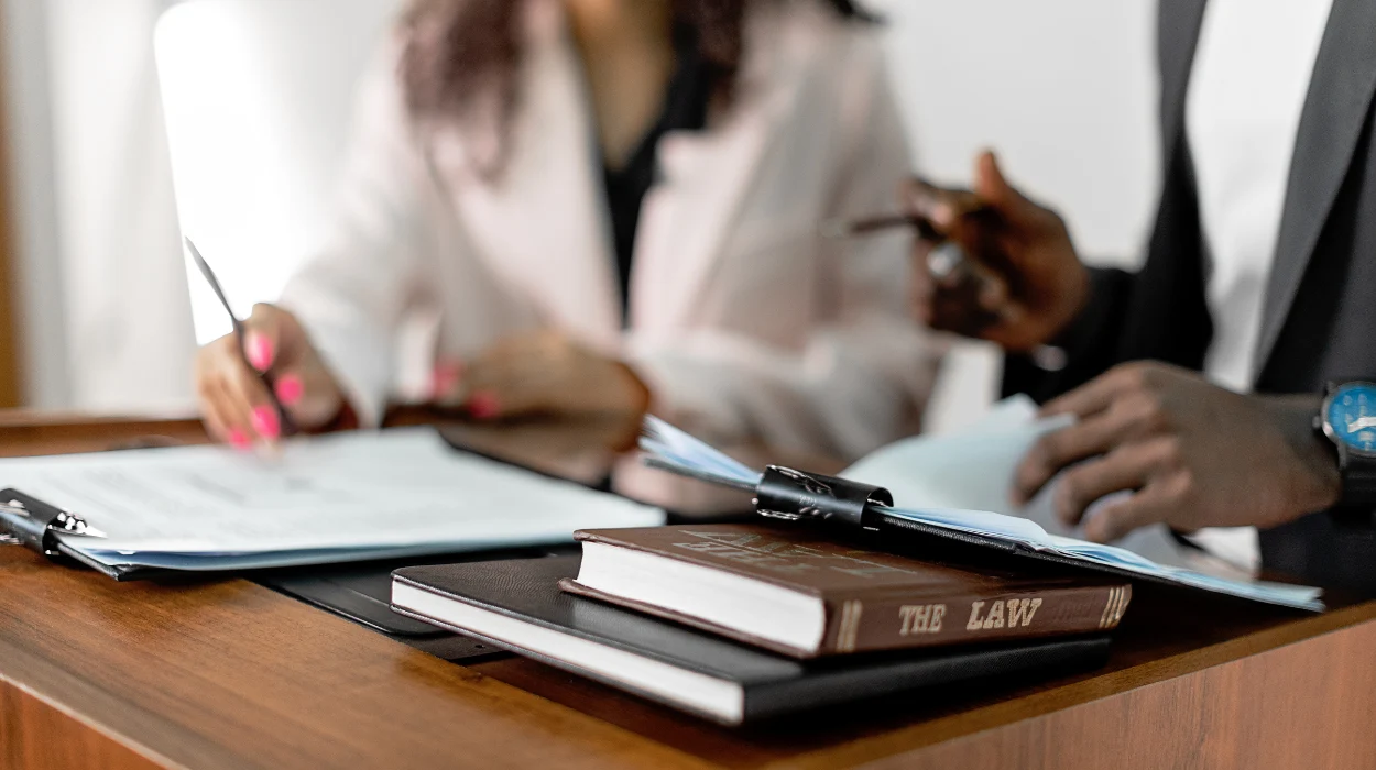 What Shapes a Lawyer Online Reputation Beyond Reviews and Directory Listings