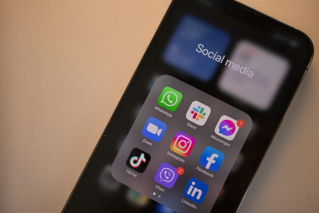 social media crisis management​